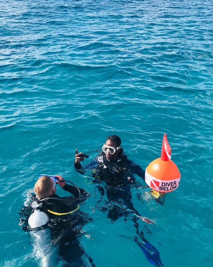 Dive Planet Mafia Island Utende 外观 照片
